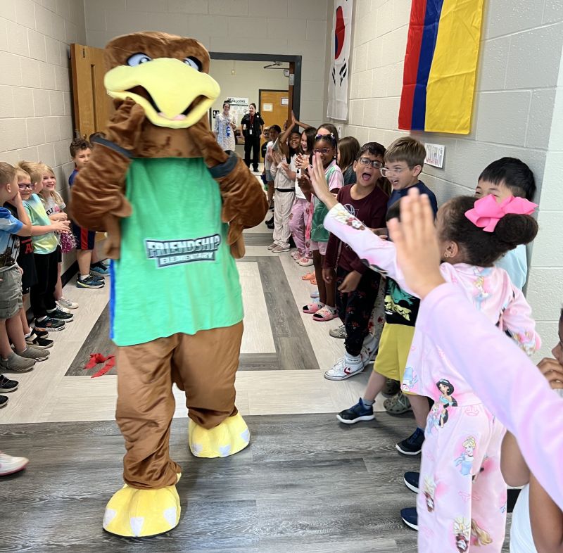 Image for the Tweet beginning: Congratulations to our amazing 5th